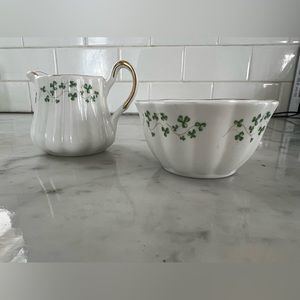 IRISH ROYAL TARA CHINA ☘️ creamer & sugar set